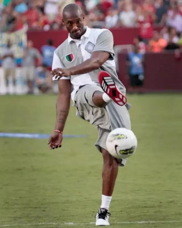 足球队报：瓦科下赛季或将转战江浙沪地区的中超俱乐部（足球队报称瓦科或在下赛季改投江浙沪中超球队）