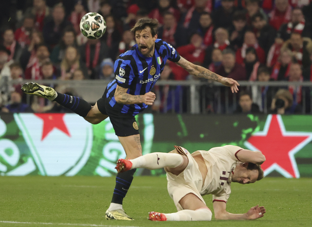 马卡：马塞洛之子恩佐-阿尔维斯首次入选欧青赛皇马U19大名单（马卡：马塞洛之子恩佐-阿尔维斯首度入围皇马U19欧青赛大名单）