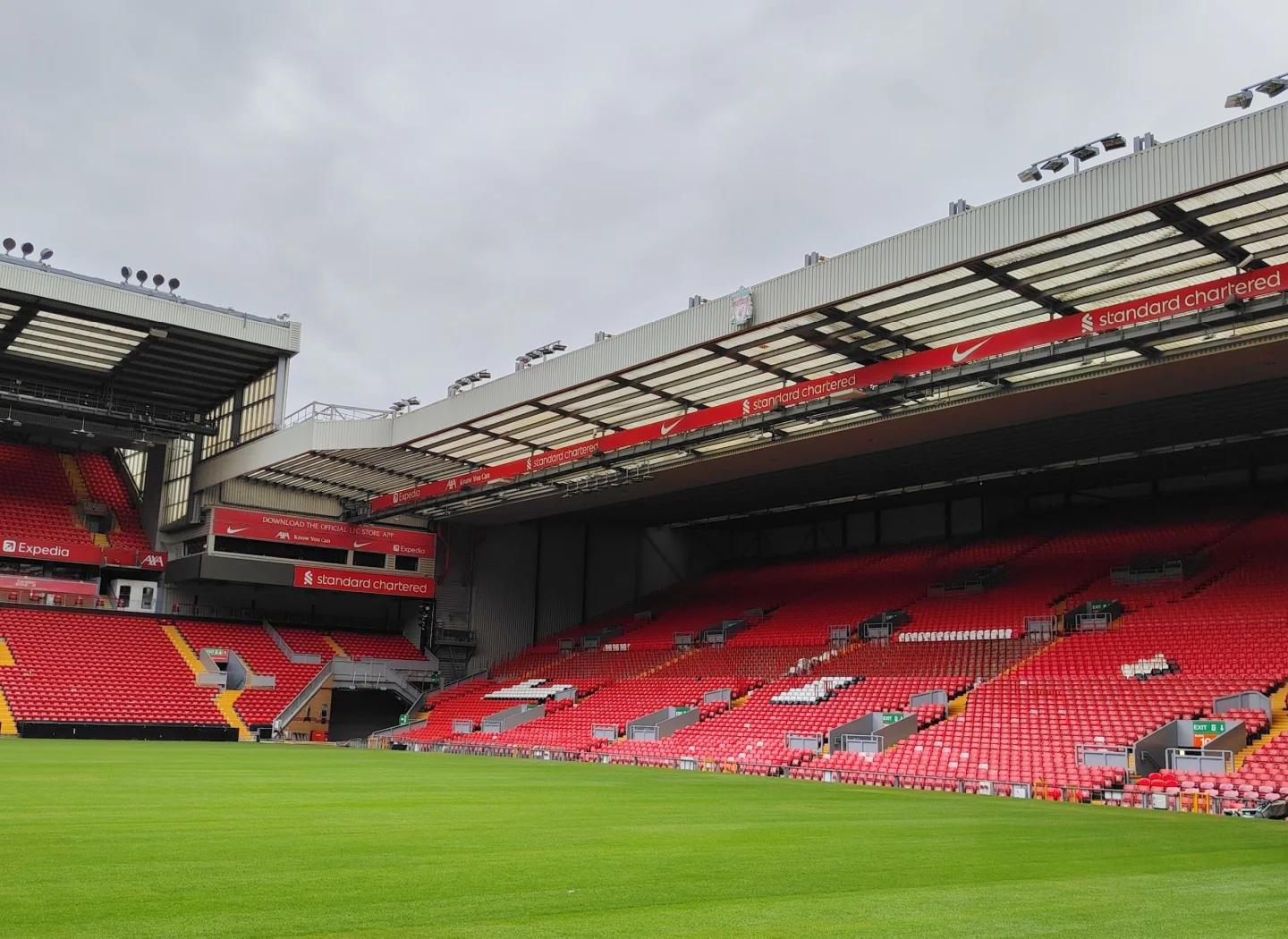 AC米兰中场拉比奥在接受《米兰体育报》采访时谈到...（拉比奥接受《米兰体育报》专访：AC米兰中场谈及……）