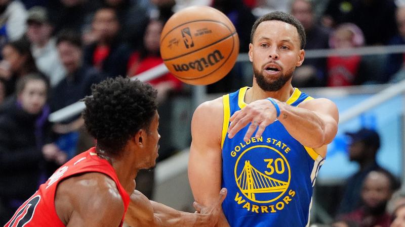 单场比赛4名效力英超球员进球，为荷兰国家队队史首次（荷兰国家队队史首次：单场四名英超球员建功）