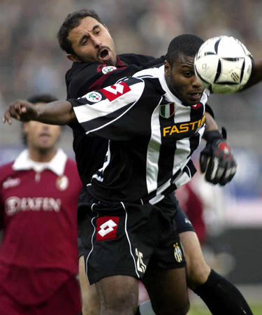 诺伊尔：今天我们有些运气不佳，这是一场信念的胜利（诺伊尔：运气不在我们这边，但信念助我们取胜）