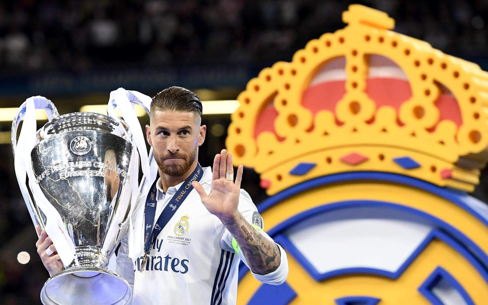 本赛季，大连可为成功冲乙，可为俱乐部发布了官方纪录片《因你可为 伴我前行》，致敬大连可为第十二人。（本赛季冲乙告捷，大连可为推出纪录片《因你可为 伴我前行》致敬第十二人）