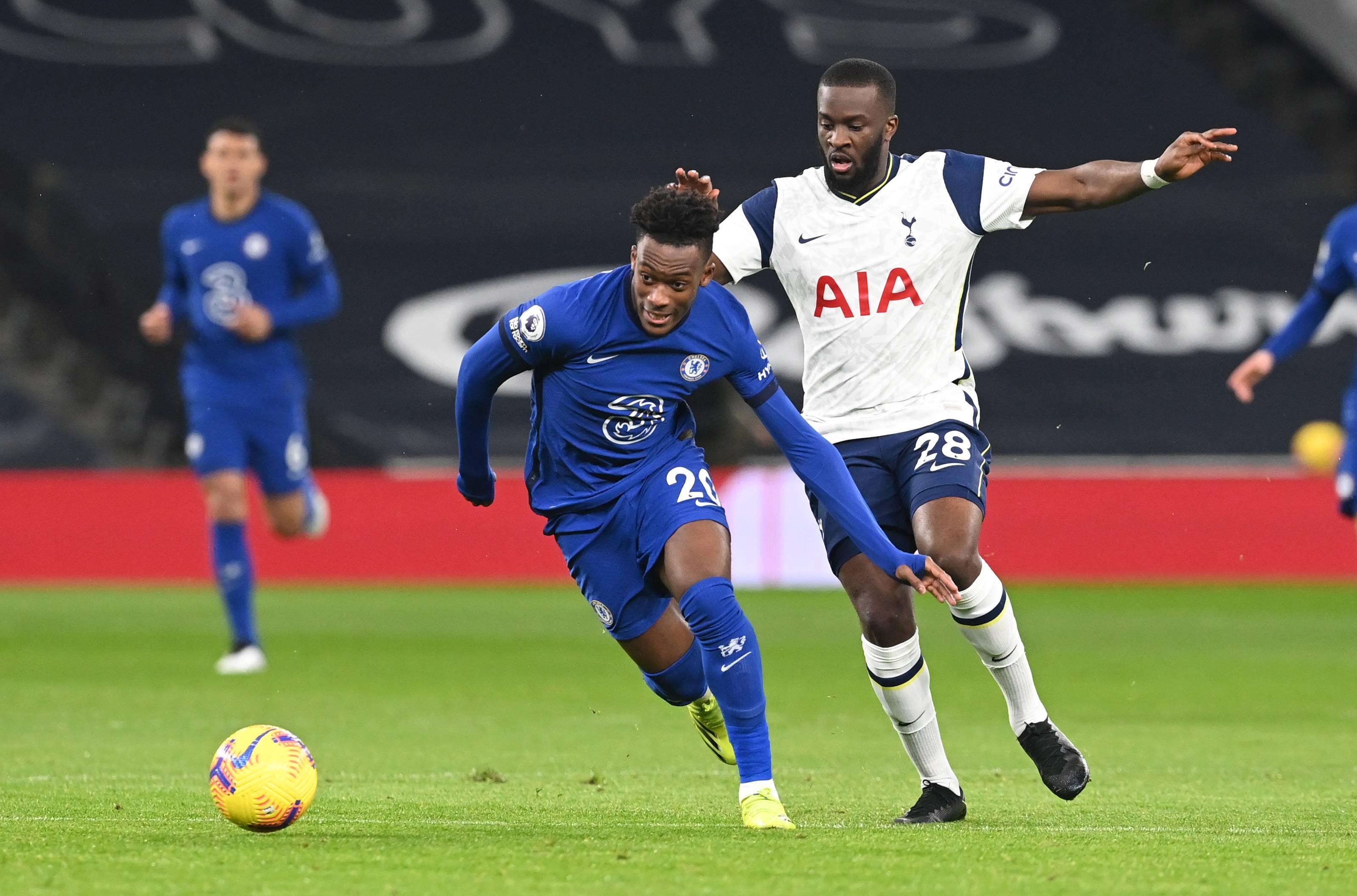 罗体：亚特兰大对帕莱斯特拉要价超4000万欧，球员可能去英超（罗体：亚特兰大为帕莱斯特拉标价逾4000万欧，球员或转战英超）