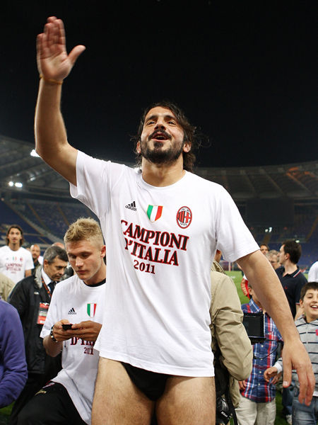 外媒：国米正在尝试引进哈伊杜克18岁中卫布拉尼米尔（外媒称国米欲签哈伊杜克18岁中卫布拉尼米尔）