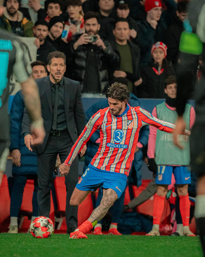 一人一城，韩国前国脚崔喆淳退役，曾代表全北出场超500次