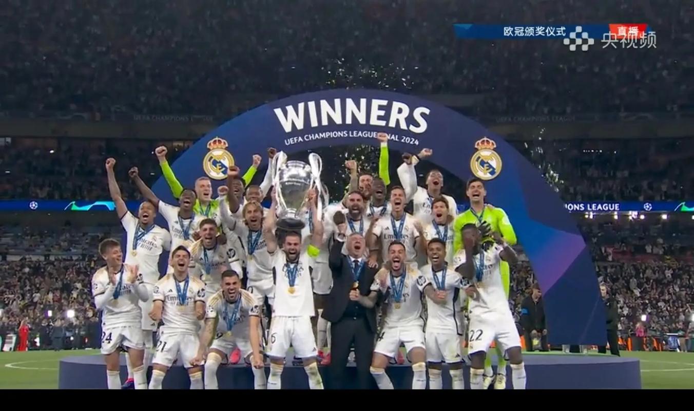 足球比赛中如何保持体能？（怎样在足球比赛中维持体能？）