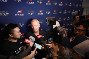 彩民3千元买曼城平揽1.7万不算啥？还有更神的!（彩民用3000博曼城平赢1.7万不稀奇？后面还有更猛的！）