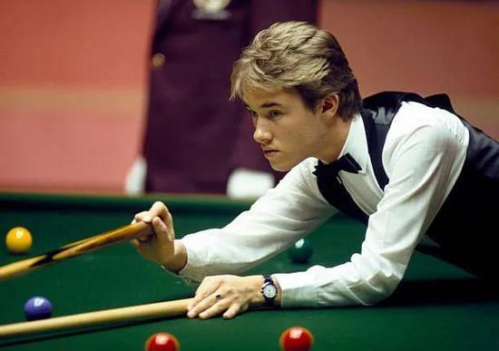 B席100次传中有99次来不到我这，但我抓住了那1次